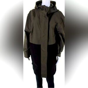 Everlane Women’s Forest/Black